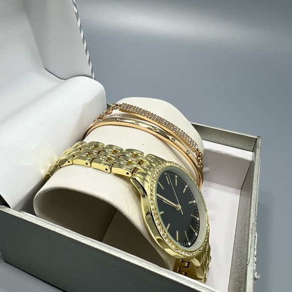 I.N.C. International Concepts Ladies Crystal Mounted Watch & Bracelet Set